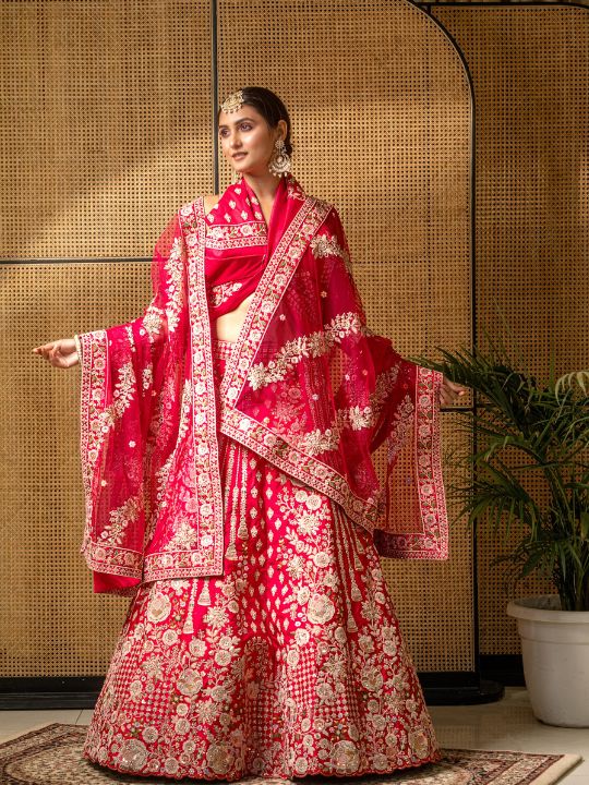 Red Net Bridal Lehenga Set – Heavy Floral Embroidery & Sequins
