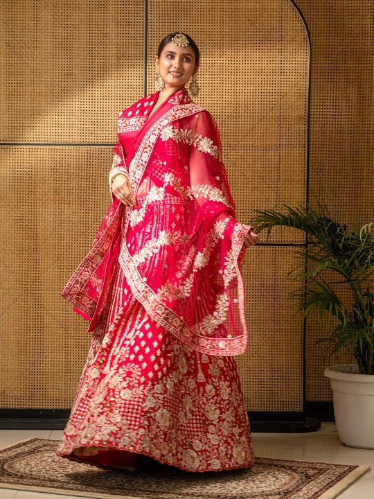 Red Net Bridal Lehenga Set – Heavy Floral Embroidery & Sequins